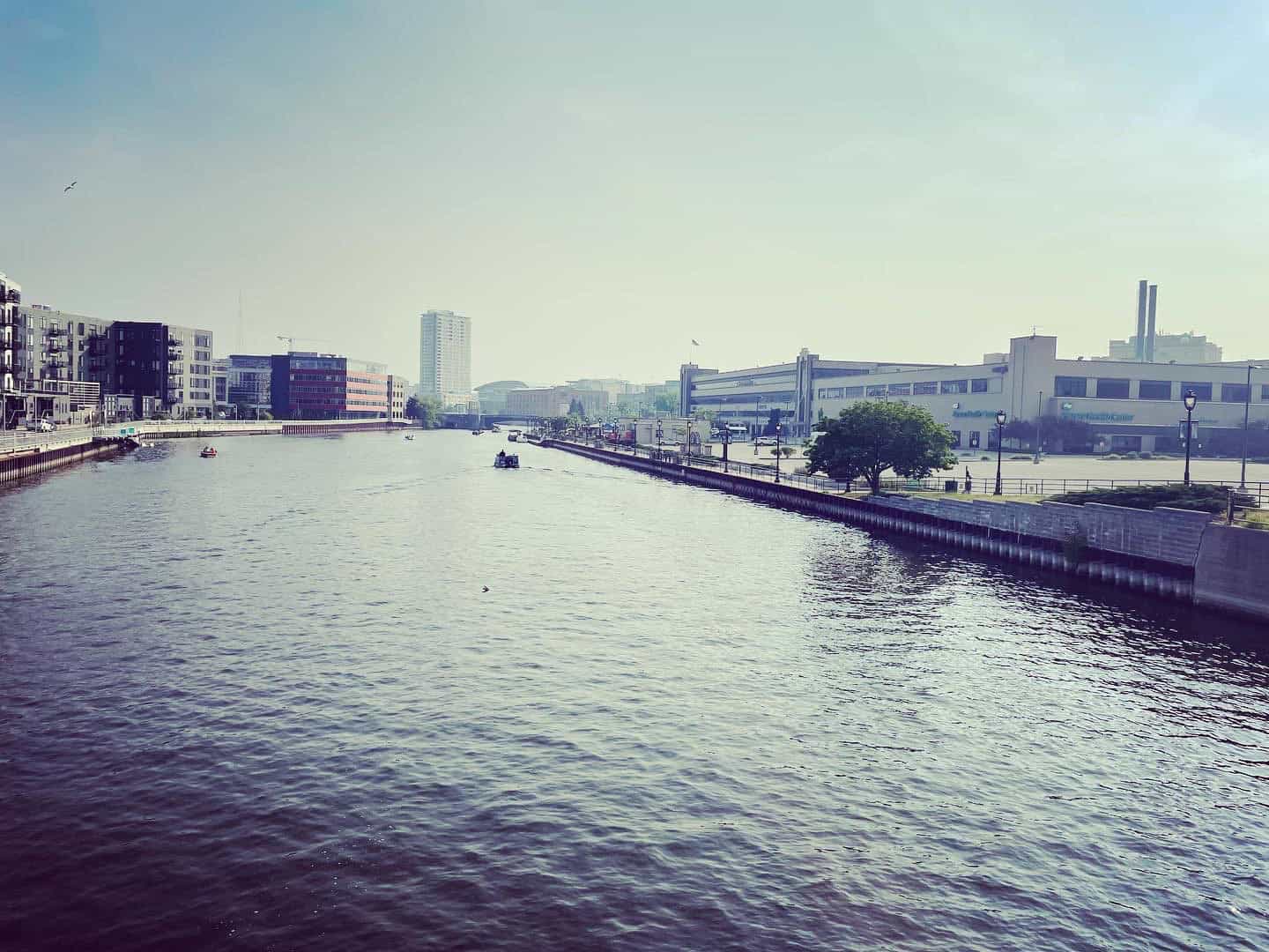 Milwaukee River | Stop #3 on our Midwest summer road trip